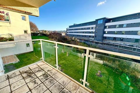 2 bedroom flat for sale, Livermead Hill, Torquay
