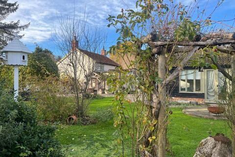 2 bedroom cottage for sale, Framsden, Near Framlingham, Suffolk