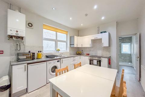 4 bedroom terraced house for sale, Arthur Street, Newport, NP20