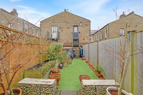 3 bedroom maisonette for sale, Perry Rise, Forest Hill