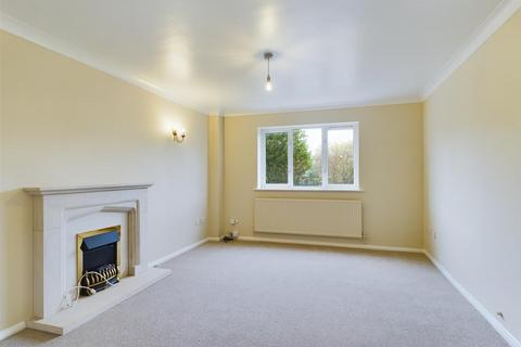 5 bedroom detached house for sale, Sandown Drive, Chippenham SN14