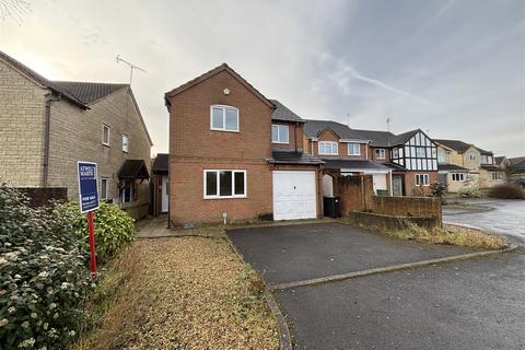 5 bedroom detached house for sale, Sandown Drive, Chippenham SN14