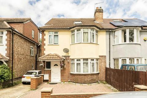 5 bedroom semi-detached house for sale, Park Road, Feltham