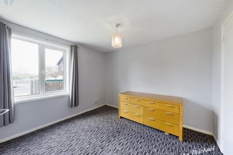 1 bedroom flat for sale, Chequers Court, Aylesbury