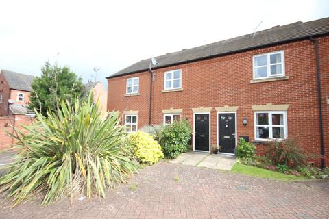 2 bedroom terraced house to rent, Blakeholme Court, Burton upon Trent DE14