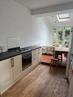 4 bedroom terraced house to rent, Cornwall Road, Bristol BS7