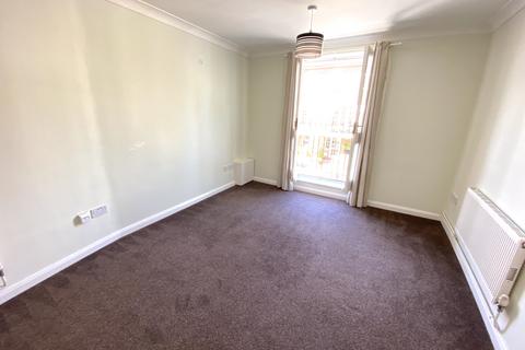 2 bedroom flat to rent, Queens Road, Gosport PO12