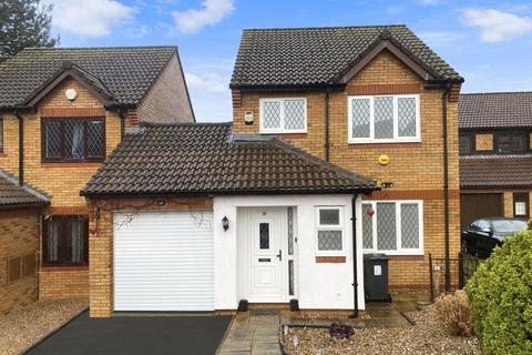 3 bedroom detached house for sale, Hepplewhite Drive, Hatch Warren