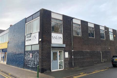 Shop to rent, Station Road North, Newcastle upon Tyne, Tyne and Wear, NE12