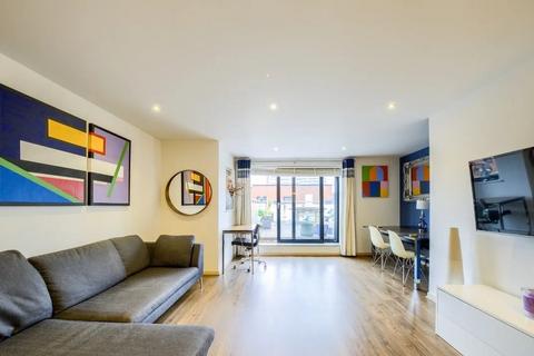 2 bedroom flat to rent, Cole Street, SE1