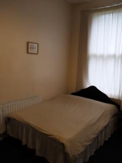 1 bedroom in a house share to rent, Culverley Road, London SE6