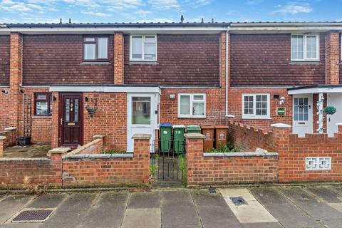 3 bedroom terraced house for sale, Bledlow Close, London, SE28