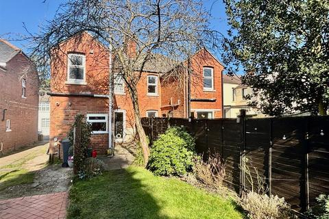 24 Barossa Road, Camberley, GU15 4JE