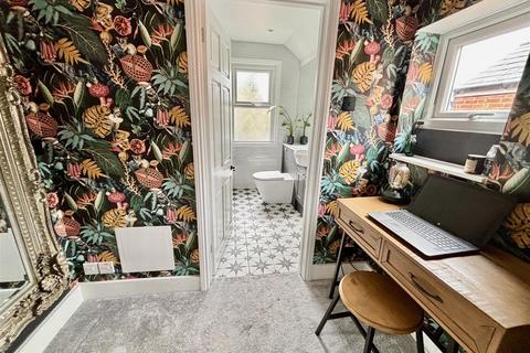 24 Barossa Road, Camberley, GU15 4JE