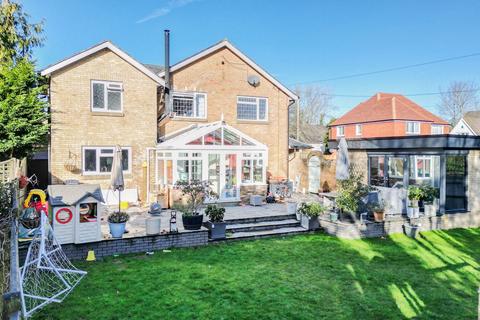 3 bedroom semi-detached house for sale, A Superb Family Home in Cranbrook