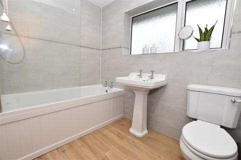 11 Arncliffe Way, Cottingham, HU16 5DH