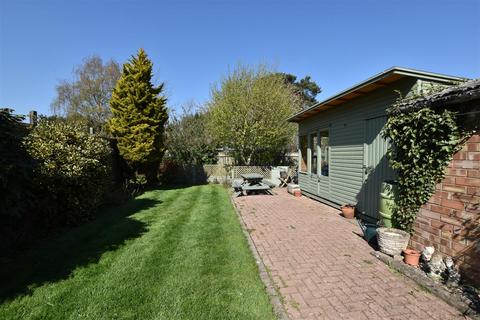 11 Arncliffe Way, Cottingham, HU16 5DH