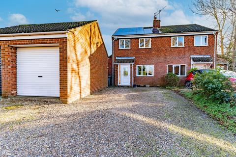 4 bedroom semi-detached house for sale, Post Office Close, Lingwood