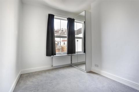 4 bedroom terraced house to rent, Robertson Road, Brighton, BN1