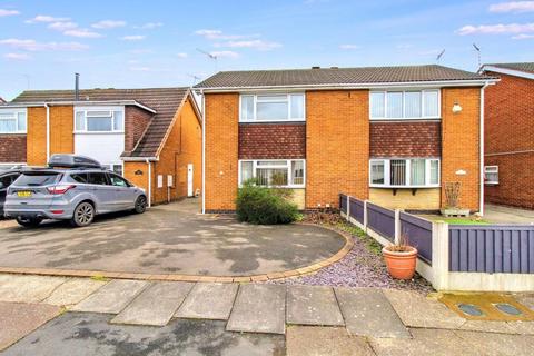 3 bedroom semi-detached house to rent, Lockwood Road, Beeston, NG9 1NP