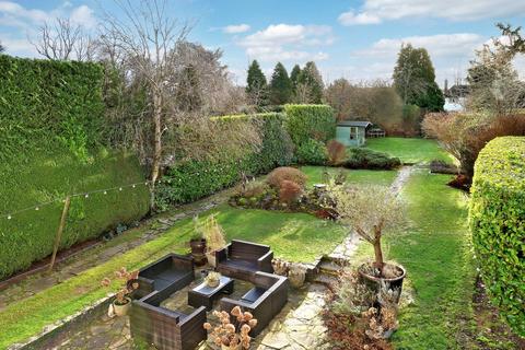 14 Assheton Road, Beaconsfield, HP9 2NP