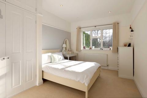 14 Assheton Road, Beaconsfield, HP9 2NP