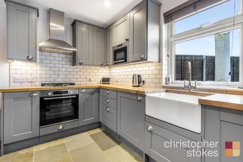 3 bedroom terraced house for sale, Franklin Avenue, Cheshunt, Waltham Cross, Hertfordshire, EN7 5DX