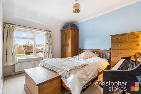 22 Franklin Avenue, Cheshunt, Waltham Cross, EN7 5DX