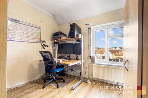 22 Franklin Avenue, Cheshunt, Waltham Cross, EN7 5DX