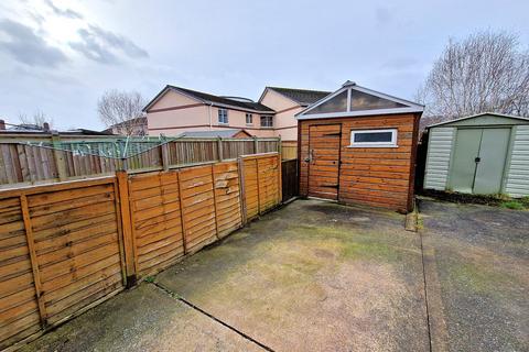 20 Burns Avenue, Exeter, EX2 6BX