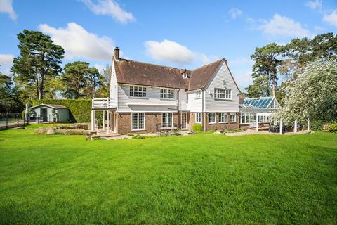 5 bedroom detached house for sale, Pine Coombe, Croydon CR0