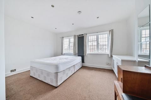 3 bedroom apartment to rent, Richmond Road, Kingston upon Thames, KT2