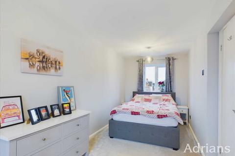 15 Samuel Manor, Springfield, Chelmsford, CM2 6PU
