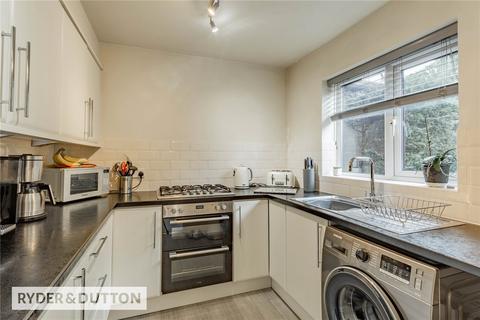 11 Slades View Close, Diggle, Oldham, OL3 5PE
