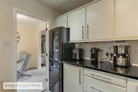 11 Slades View Close, Diggle, Oldham, OL3 5PE