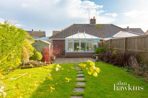 2 bedroom semi-detached bungalow for sale, Noredown Way, Royal Wootton Bassett,