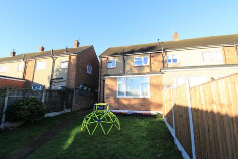 14 Blyth Walk, Upminster, RM14 1RR