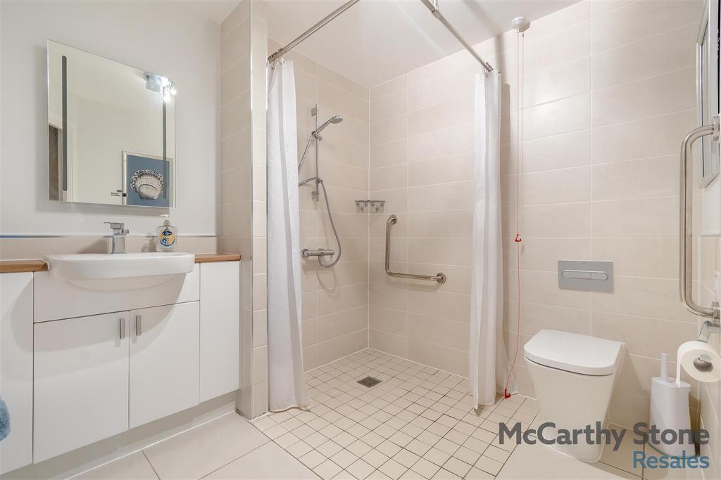 8633325-interior07.jpg