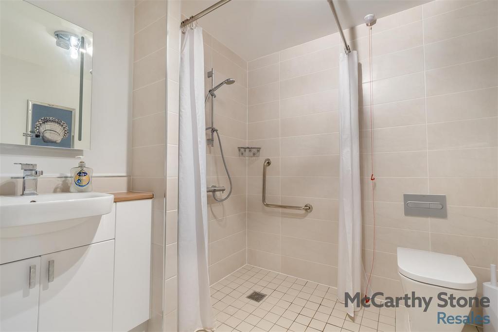 8633325-interior08.jpg