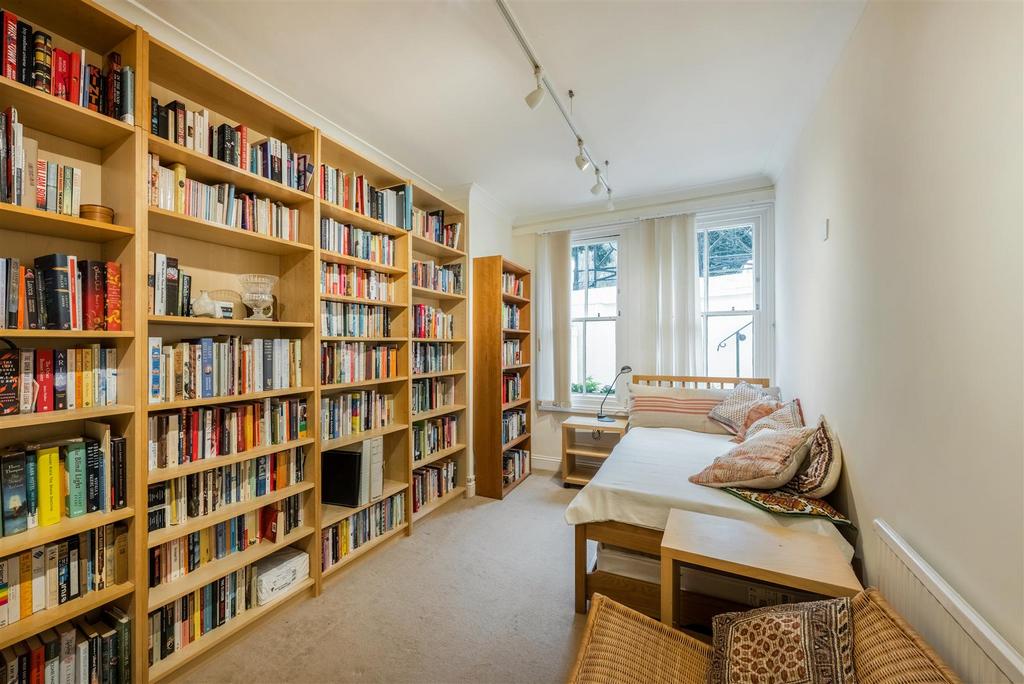 Flat 2a 21.jpg