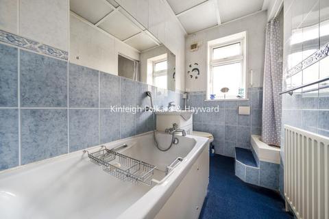 2 bedroom terraced house for sale, Glenbow Road, Bromley