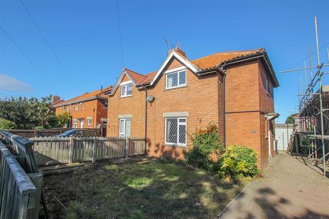 3 bedroom semi-detached house to rent, Norton Road, Sadberge, Darlington