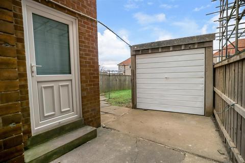 3 bedroom semi-detached house to rent, Norton Road, Sadberge, Darlington