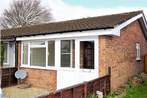 1 bedroom semi-detached bungalow to rent, Brighton Grove, Bobblestock, Hereford HR4