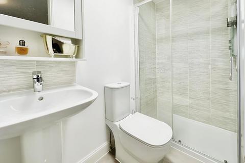 51 Condor Way, Basingstoke, RG24 9YA