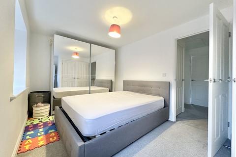 51 Condor Way, Basingstoke, RG24 9YA