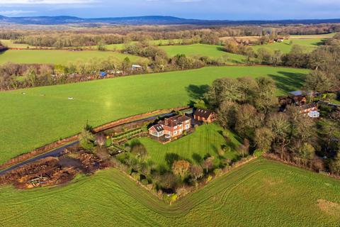 4 bedroom detached house for sale, Hillhouse Lane, Horsham RH12