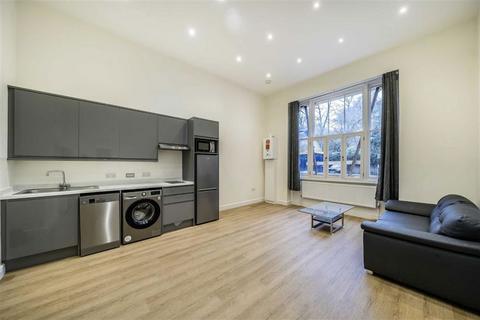 1 bedroom flat to rent, Ennismore Gardens, London SW7