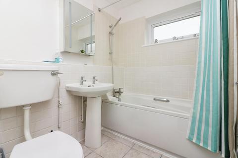 1 bedroom flat for sale, Milton Road, Harpenden, AL5