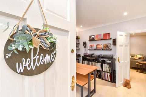 7 Myrtle Road, Sutton, SM1 4BX